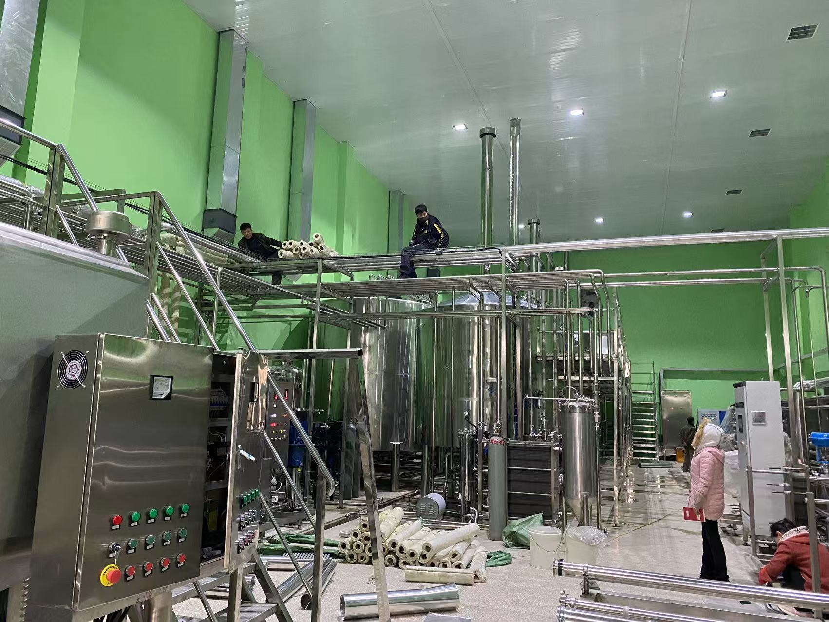 章丘精酿啤酒设备厂—精酿啤酒设备制造:传承工艺与创新科技的交融